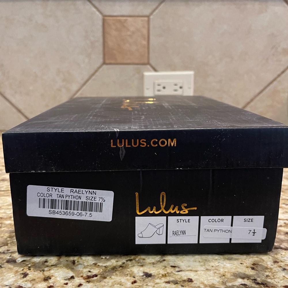 Lulus heels - Picture 2 of 3